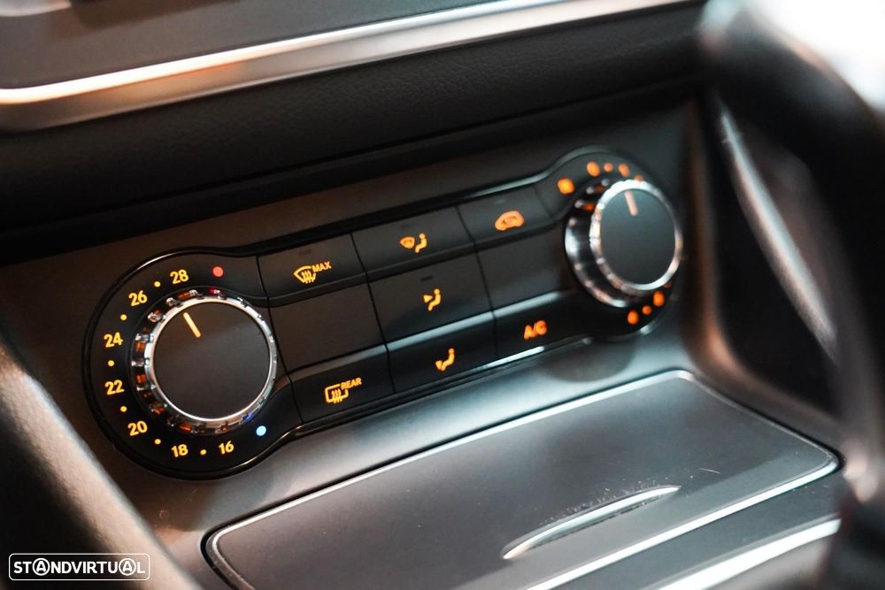 Mercedes-Benz CLA 180 d AMG Line - 15
