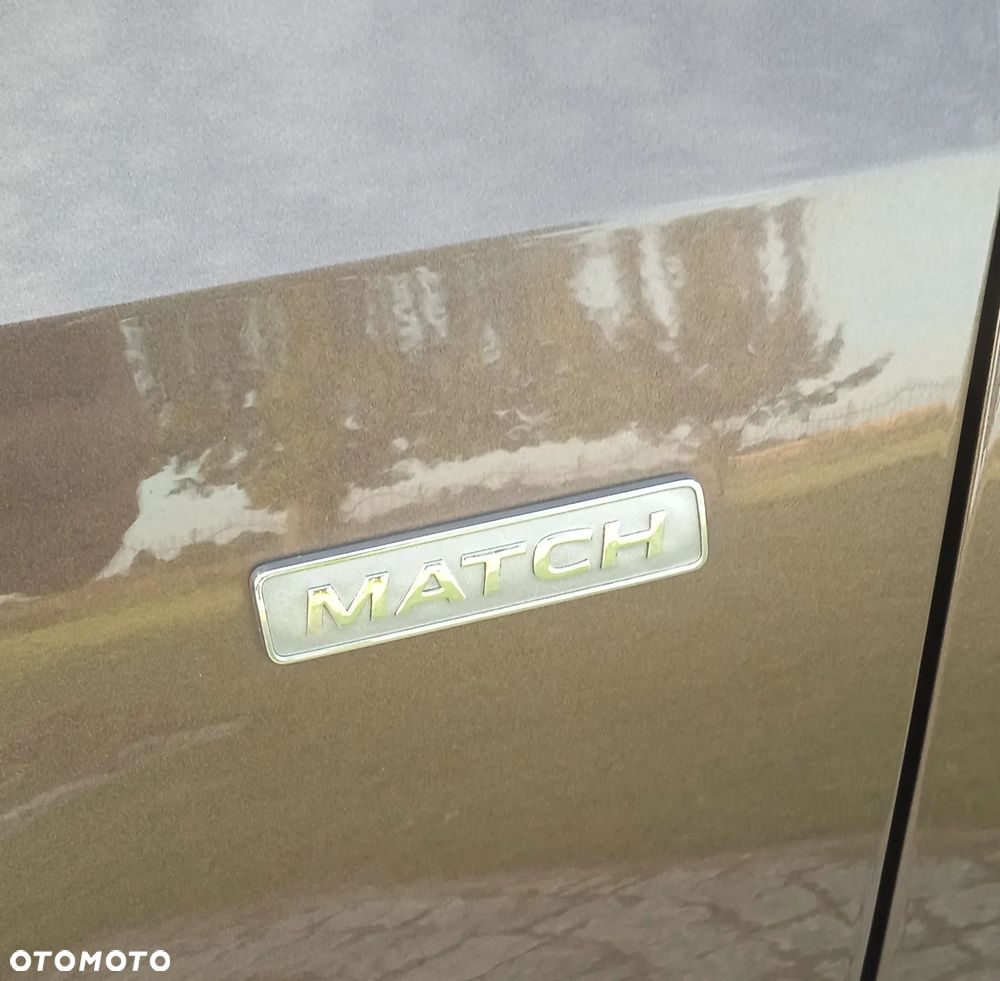 Volkswagen Jetta 1.4 TSI Match - 28