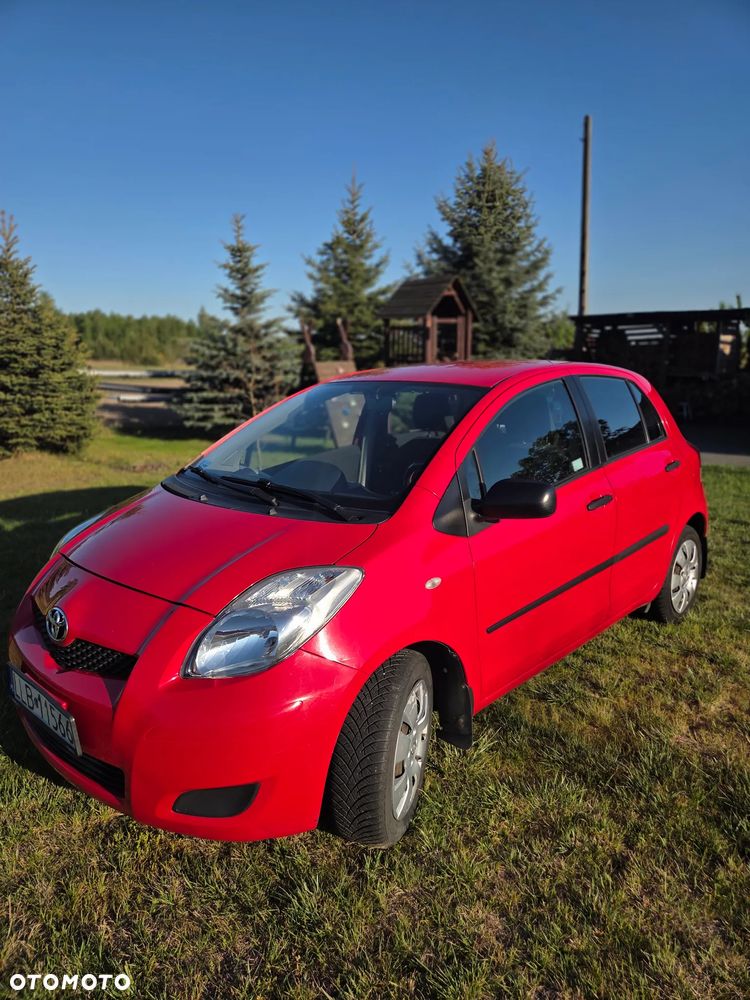Toyota Yaris 1.3 Luna - 4