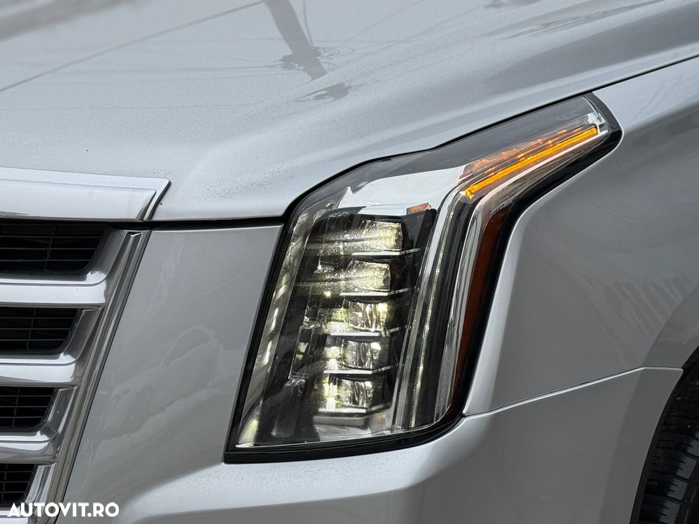 Cadillac Escalade - 18