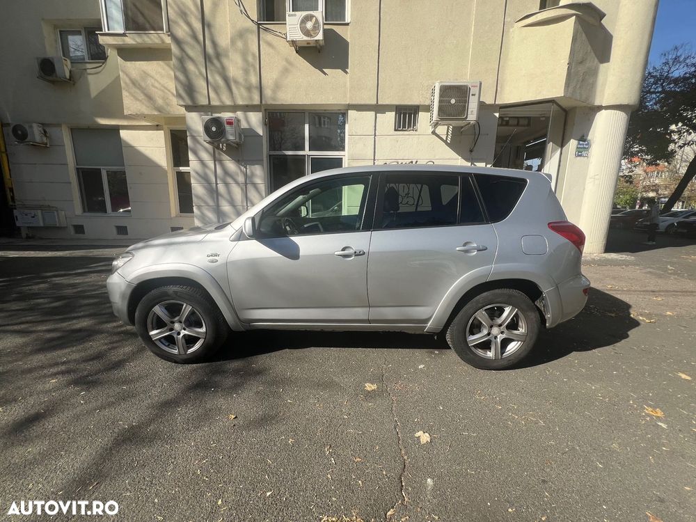 Toyota RAV4 - 2
