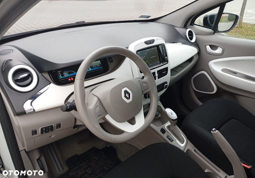 Renault Zoe - 19