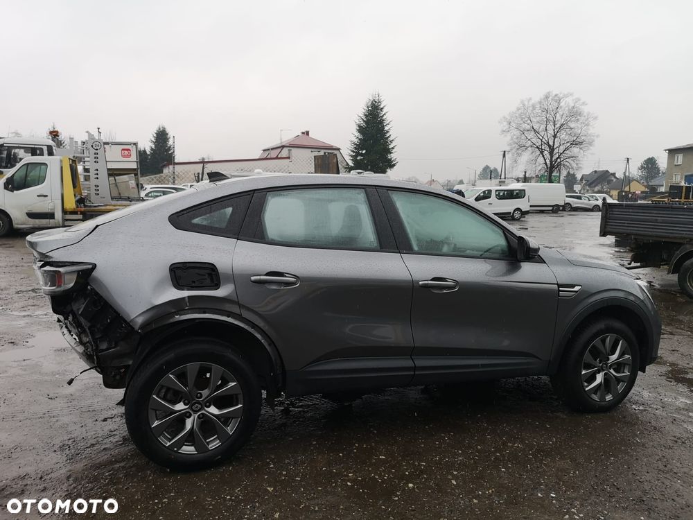 Renault Arkana E-TECH 145 INTENS - 4