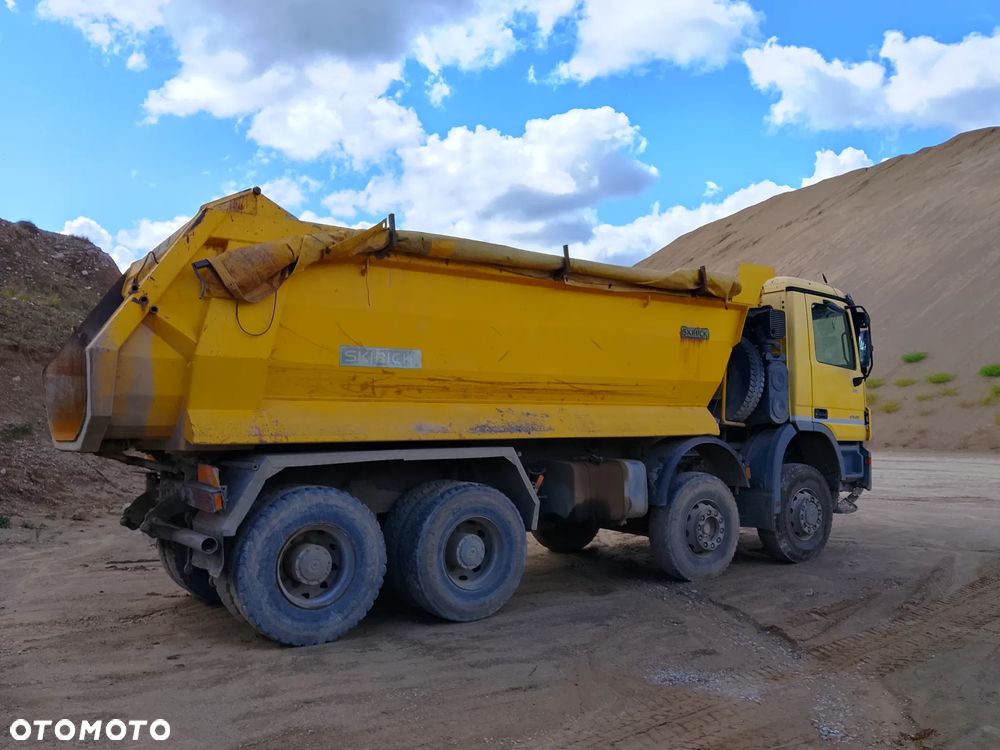 Mercedes-Benz ACTROS - 9