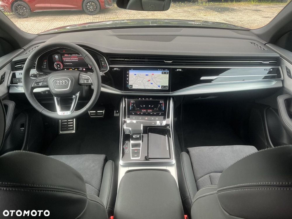 Audi Q8 - 31
