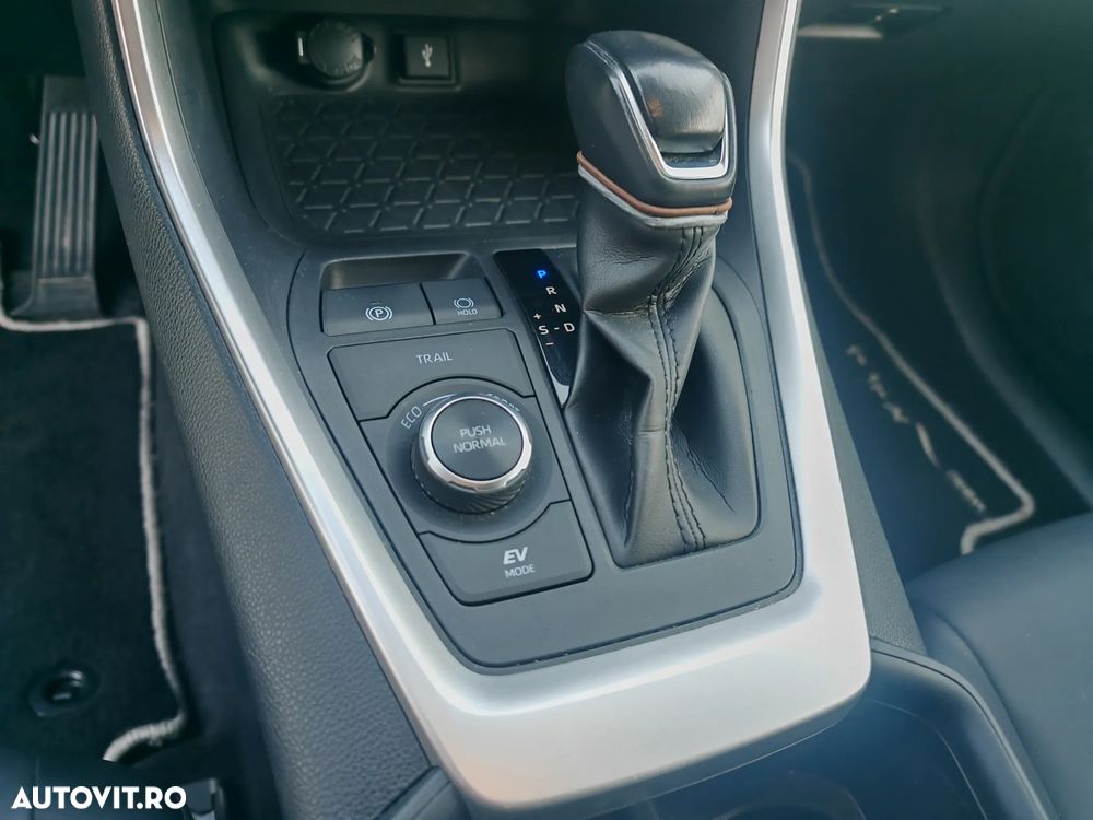 Toyota RAV4 2.5 4x4 Style Selection - 26