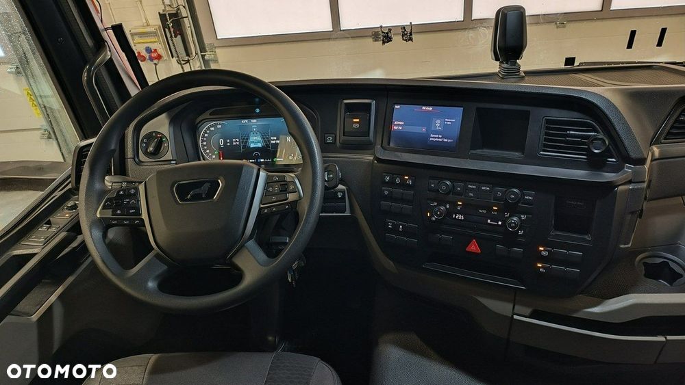 MAN TGX - 10