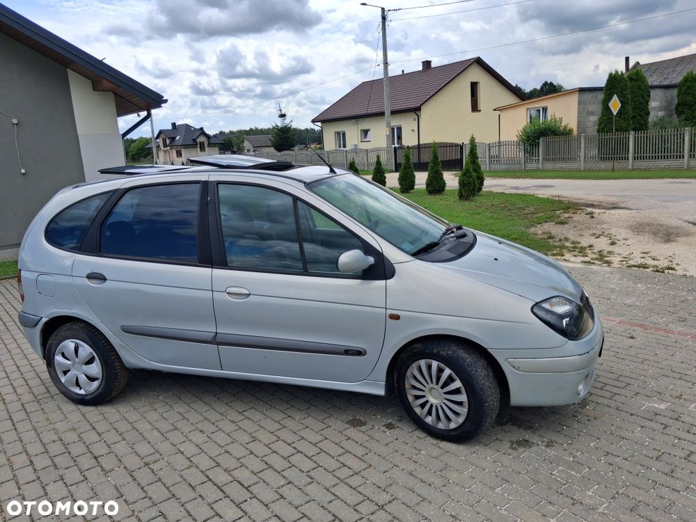 Renault Scenic - 3
