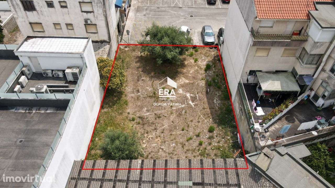 Lote com possibilidade de construção, no centro de Ourém - Grande imagem: 5/16