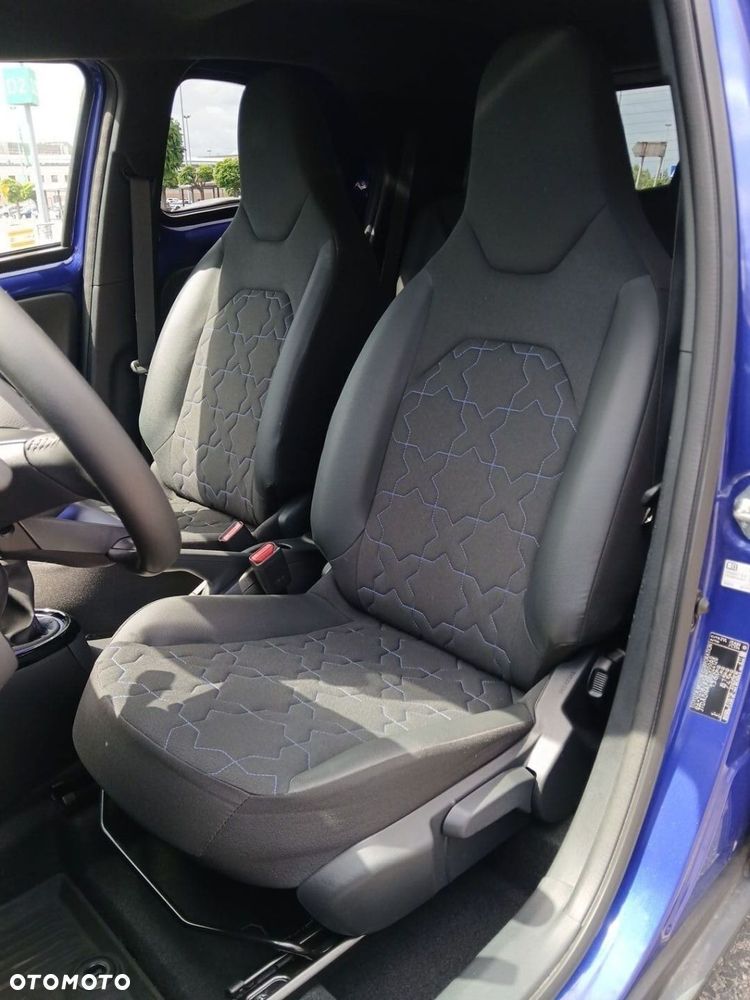 Toyota Aygo X - 40