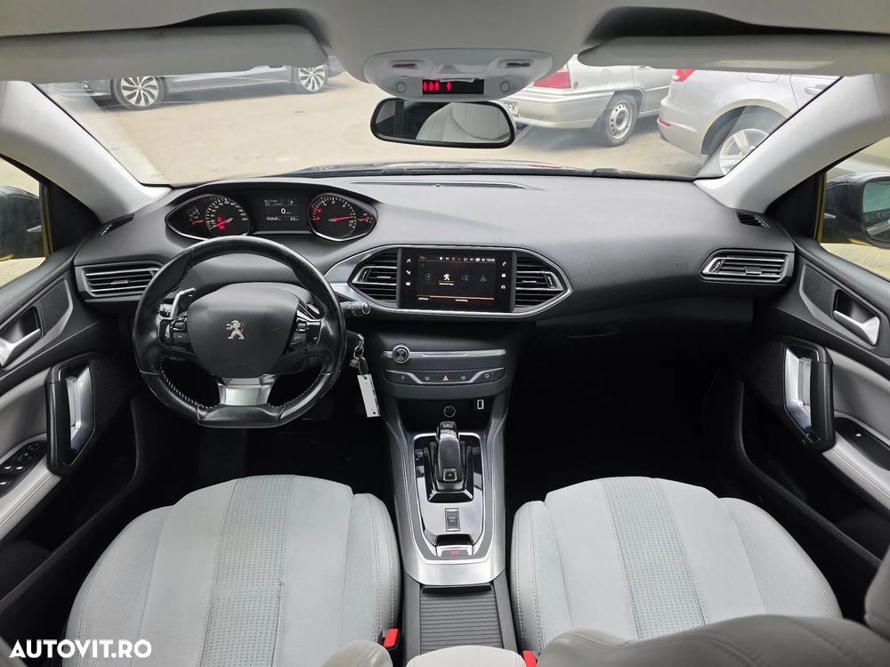 Peugeot 308 BlueHDi FAP 130 EAT8 Stop & Start GT Pack - 4