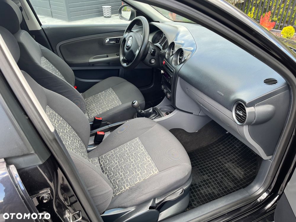 Seat Ibiza 1.4 16V Passion - 9