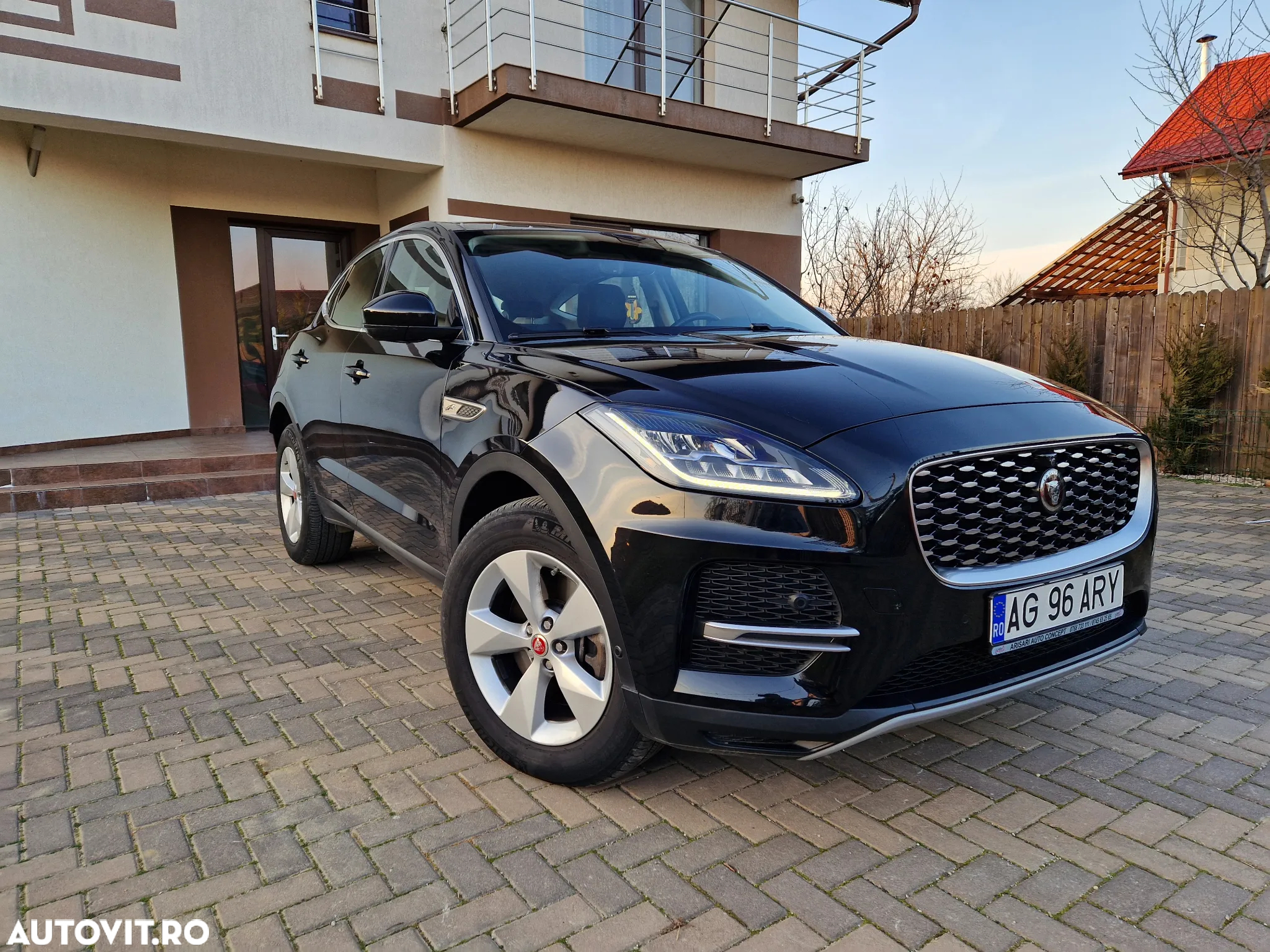 Jaguar E-Pace D165 AWD R-Dynamic HSE - 23