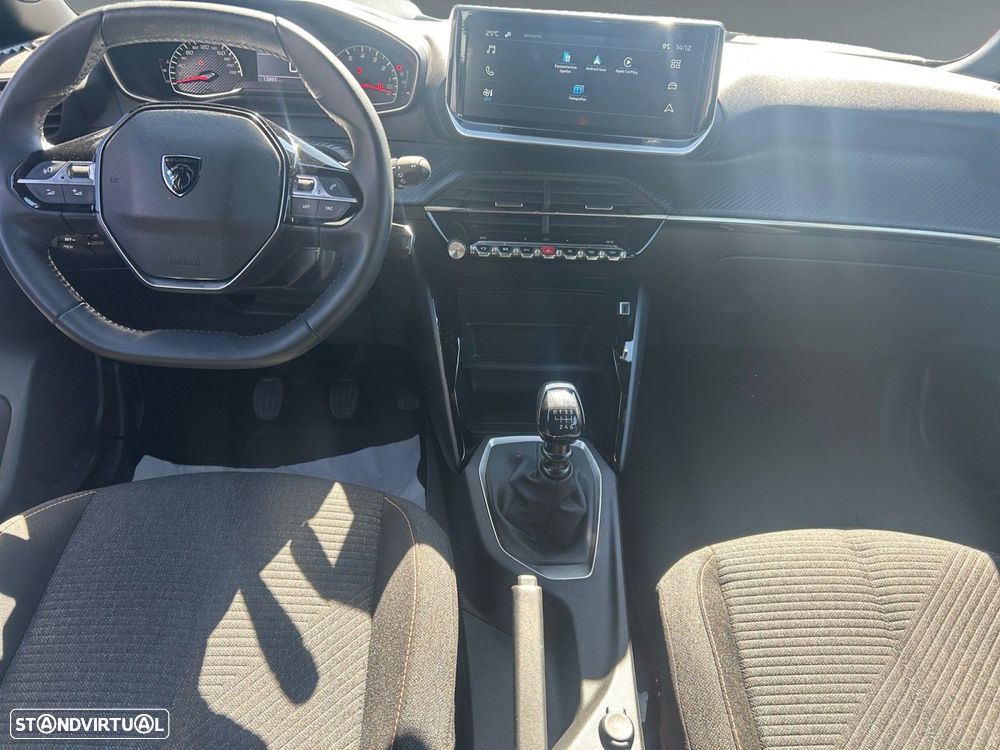 Peugeot 2008 1.2 PureTech Style - 11
