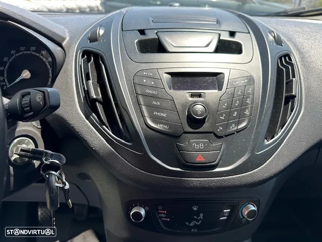 Ford TRANSIT COURIER 2 LUG. - 13