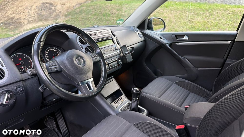 Volkswagen Tiguan - 16