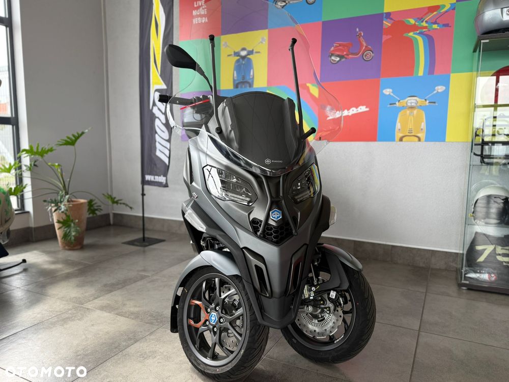 Piaggio MP-3 - 14