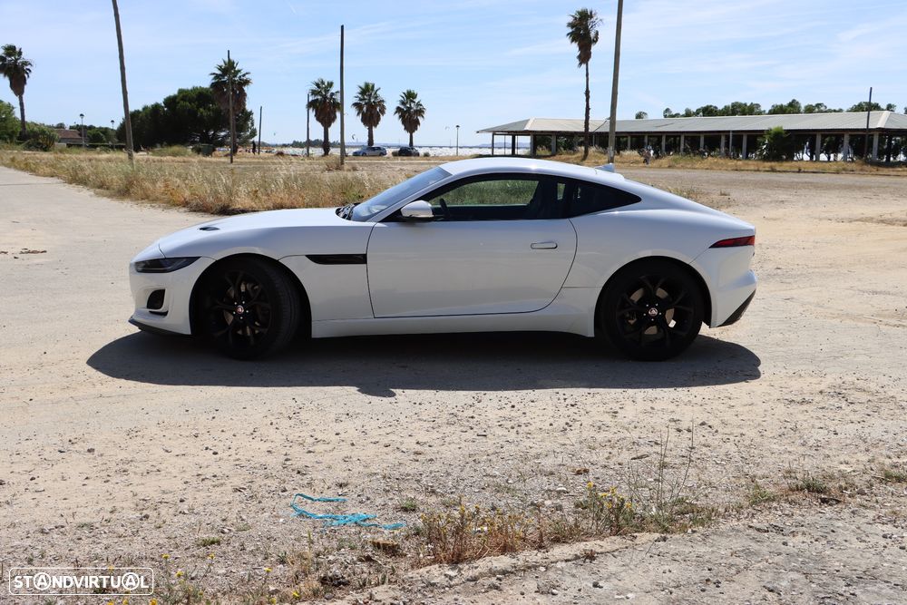 Jaguar F-Type 2.0 i4 R-Dynamic - 2