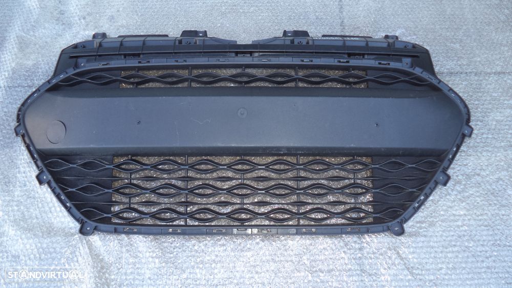 Grelha central para-choques Hyundai i10 ano 2014 - 1