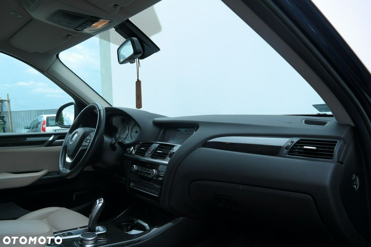 BMW X3 sDrive18d Advantage - 11