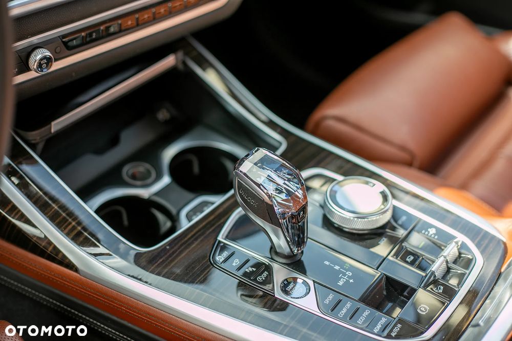 BMW X7 xDrive30d - 13