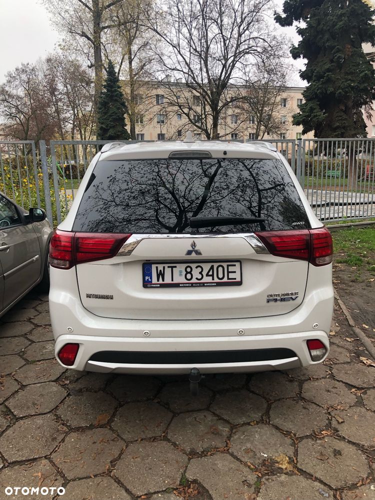 Mitsubishi Outlander 2.0 4WD Top - 6