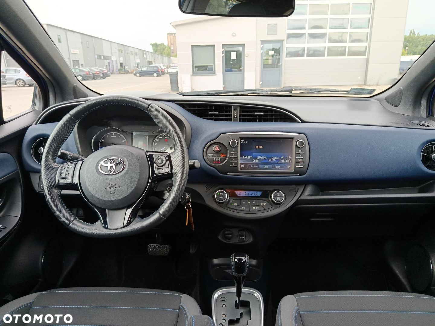 Toyota Yaris 1.5 Selection CVT - 11