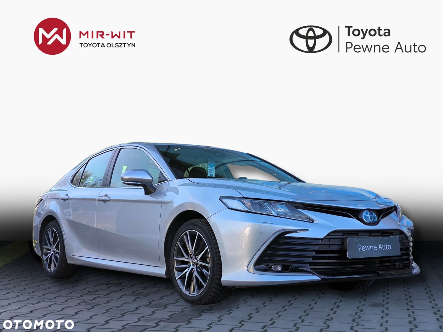Toyota Camry - 1