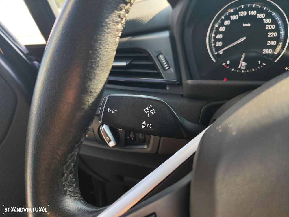 BMW 225xe Active Tourer Advantage - 17