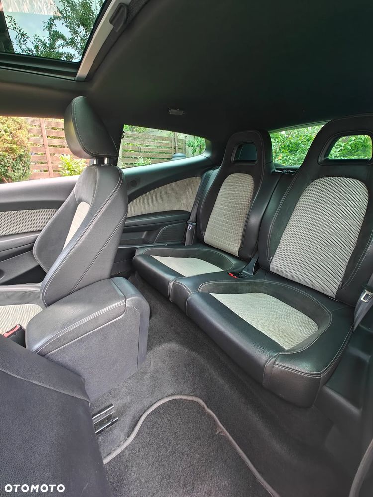 Volkswagen Scirocco 2.0 TSI - 7