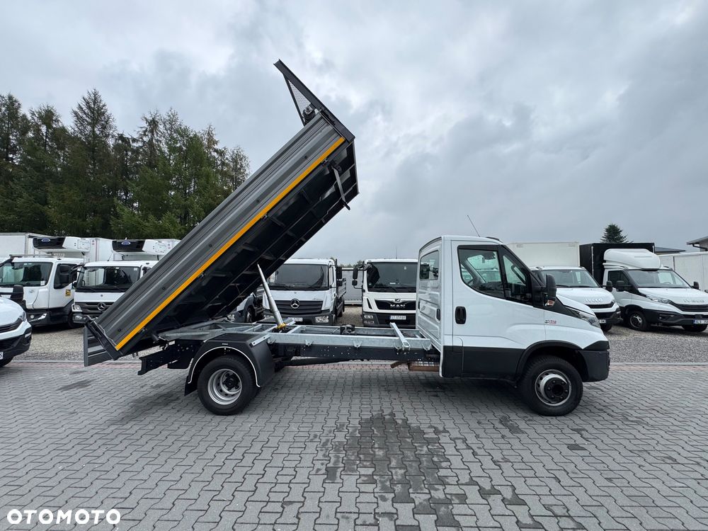 Iveco 70C17 DO 3,5 T 35C16,,35C17,,35C18,,50C15,,50C17,,50C18 KIPER WYWROT 3 STR 3,0 SILNIK HAK 3.5T - 9