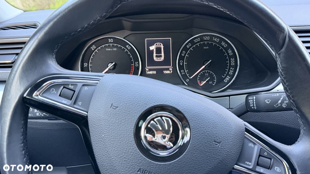 Skoda Superb 2.0 TDI 4x4 Ambition DSG - 3