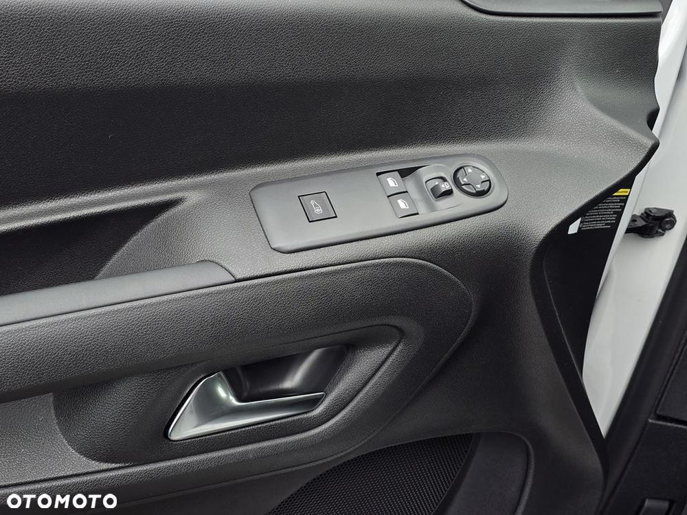 Fiat Doblo Cargo/Van - 9