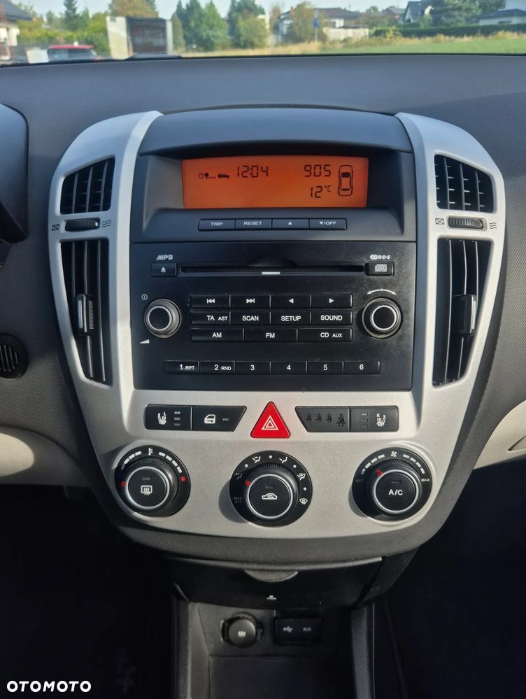 Kia Ceed 2.0 Optimum + - 32