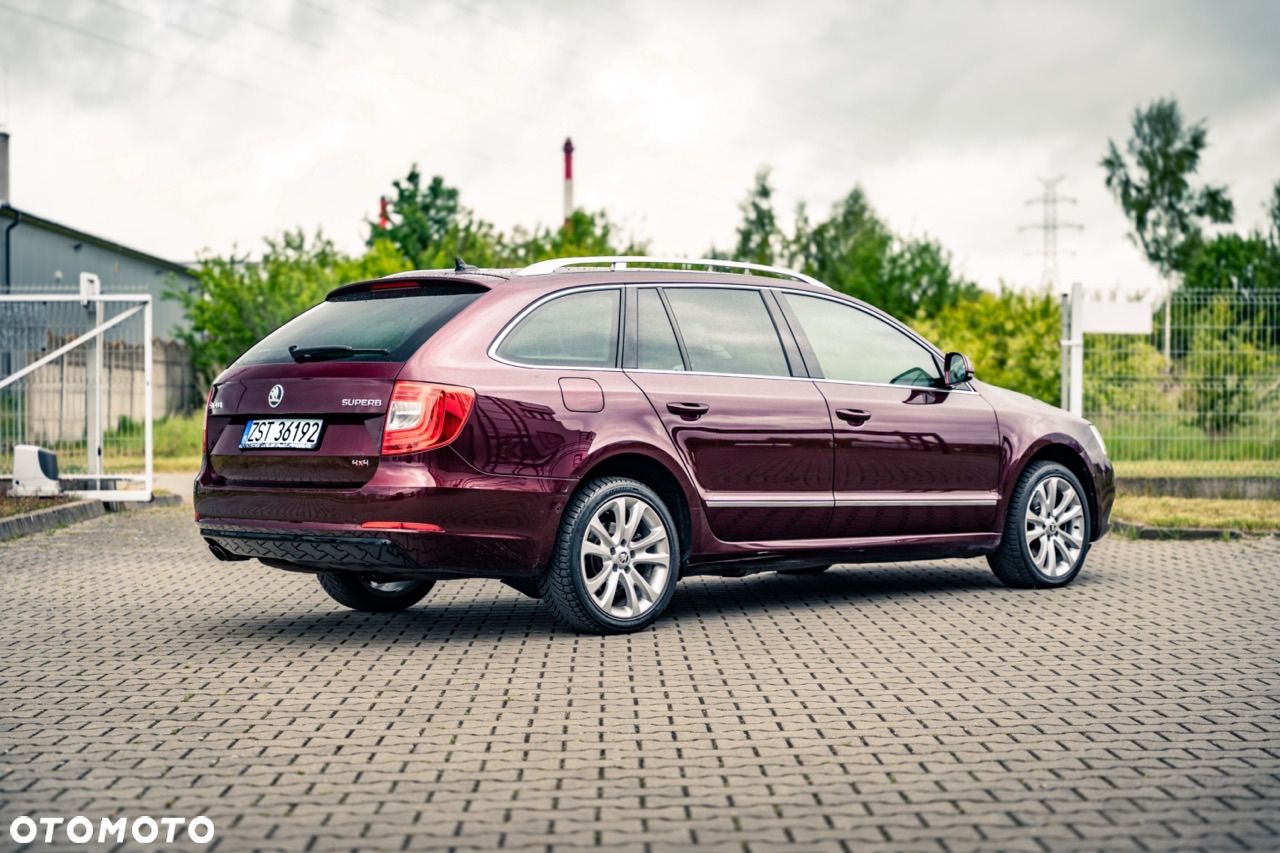 Skoda Superb 2.0 TDI 4x4 Ambition DSG - 4