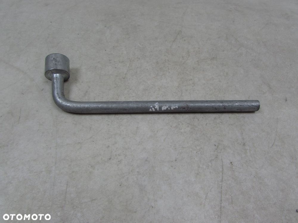 KLUCZ DO KOL 17 MM - 1