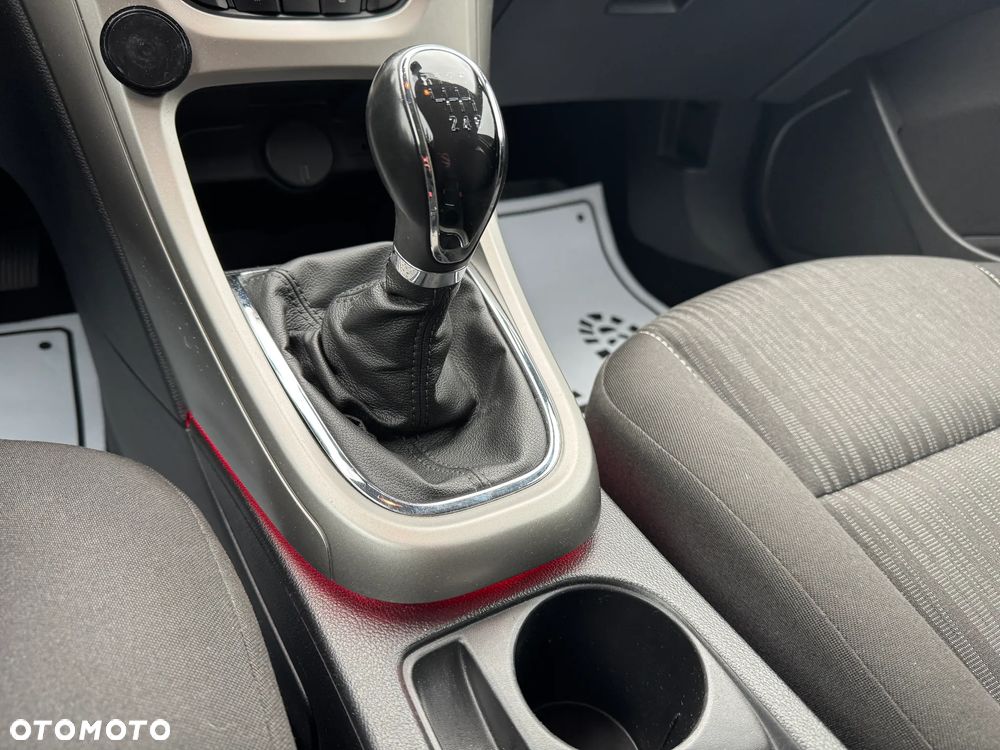 Opel Astra 1.4 Turbo Design Edition - 13