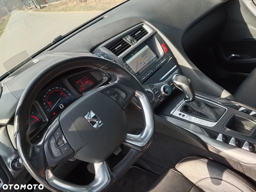 Citroën DS5 BlueHDi 180 SportChic - 10