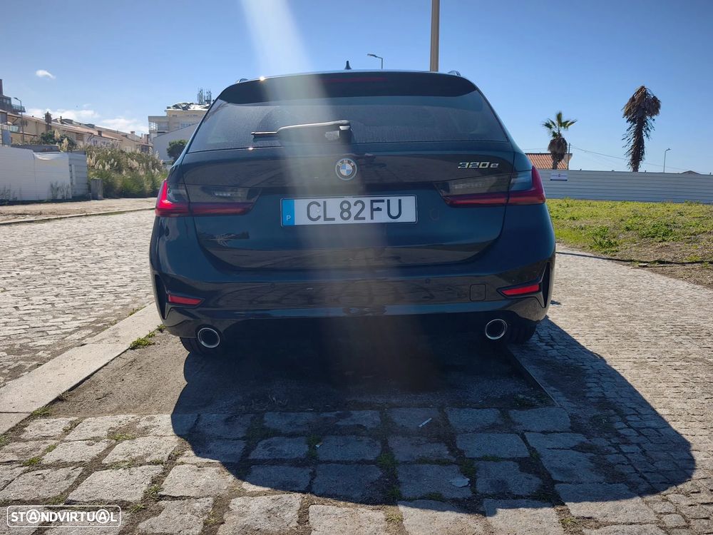 BMW 320 e Aut. Sport Line - 4