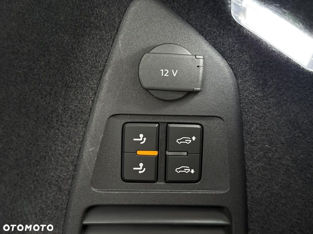 Volkswagen Touareg - 35
