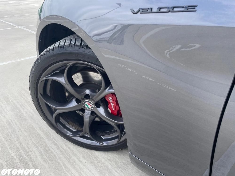 Alfa Romeo Giulia 2.0 Turbo Veloce Q4 - 18