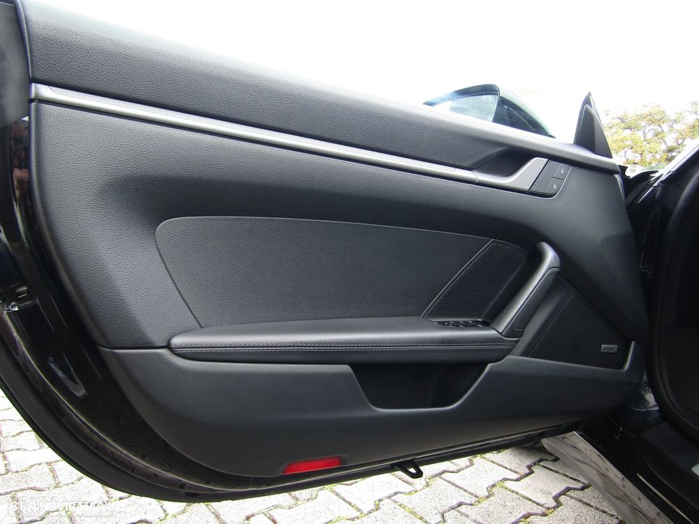 Porsche 911 (992) Carrera Cabriolet PDK - 12