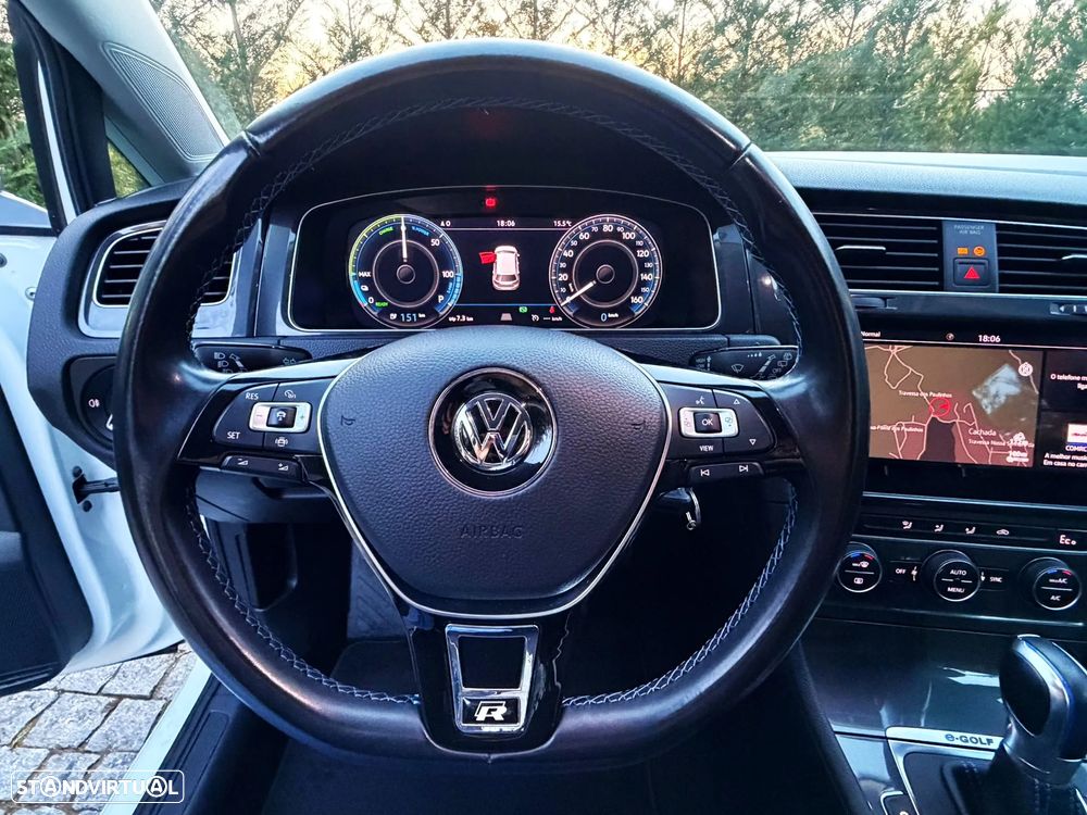 VW e-Golf Standard - 13