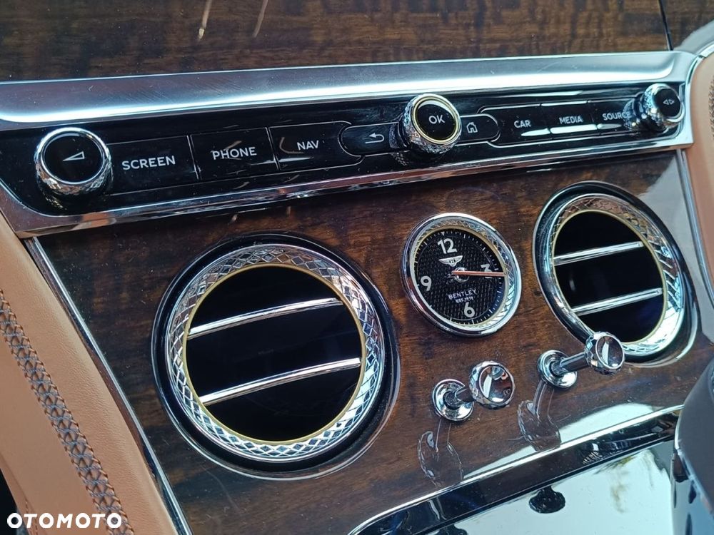 Bentley Continental GT - 28