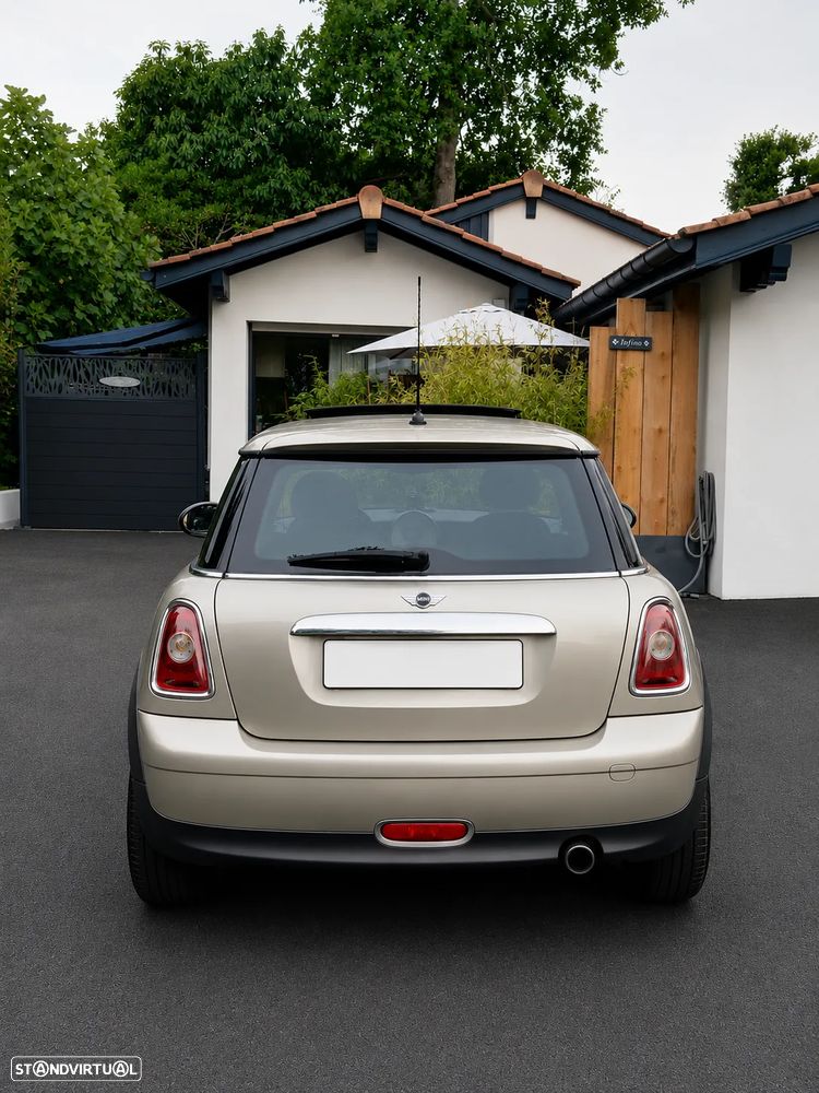 MINI 3 Portas One - 2