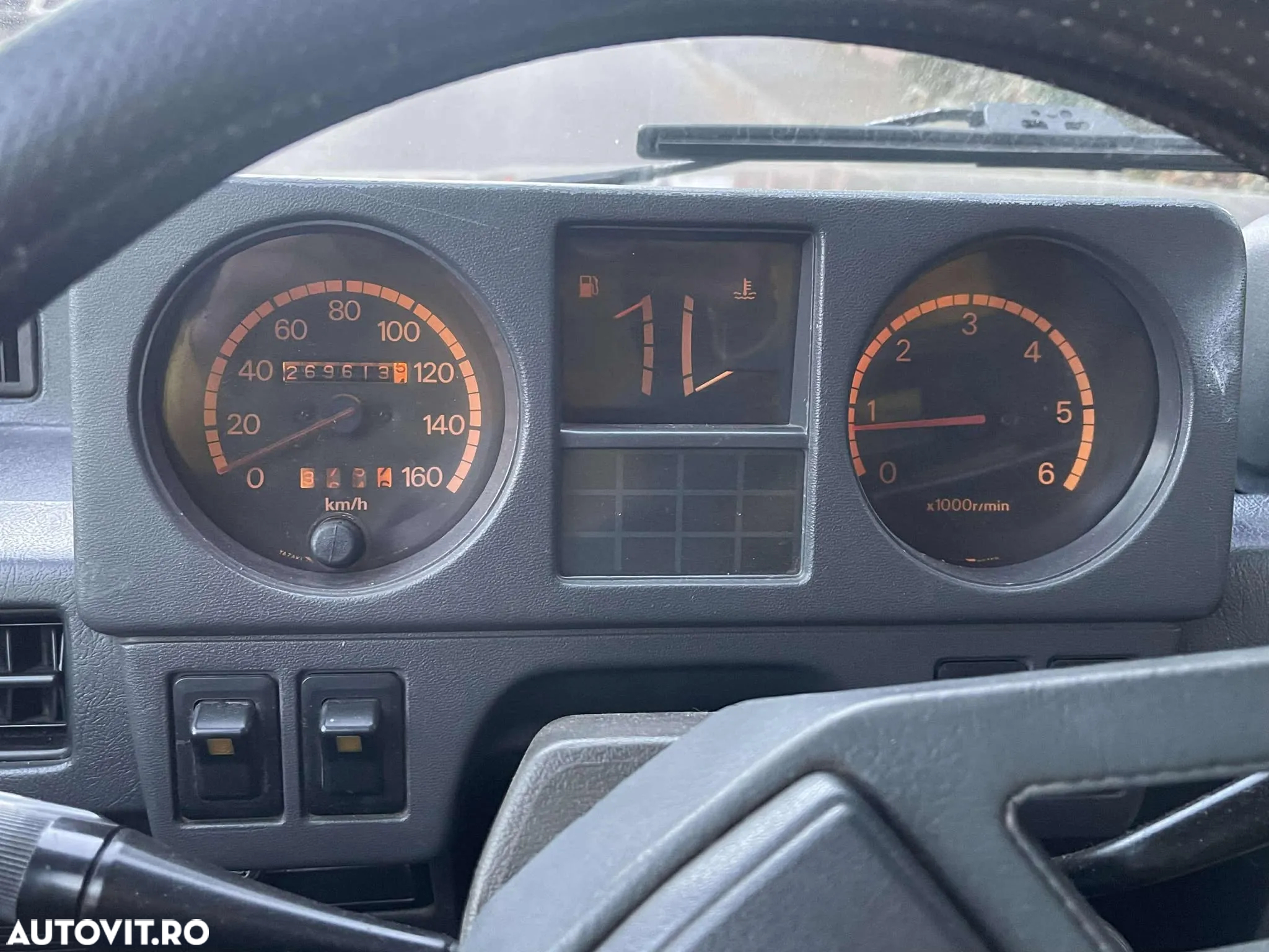 Mitsubishi Pajero - 9
