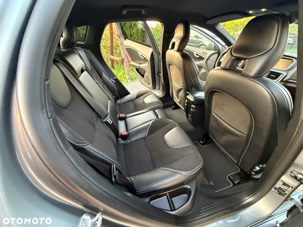 Volvo V40 D2 RDesign - 26