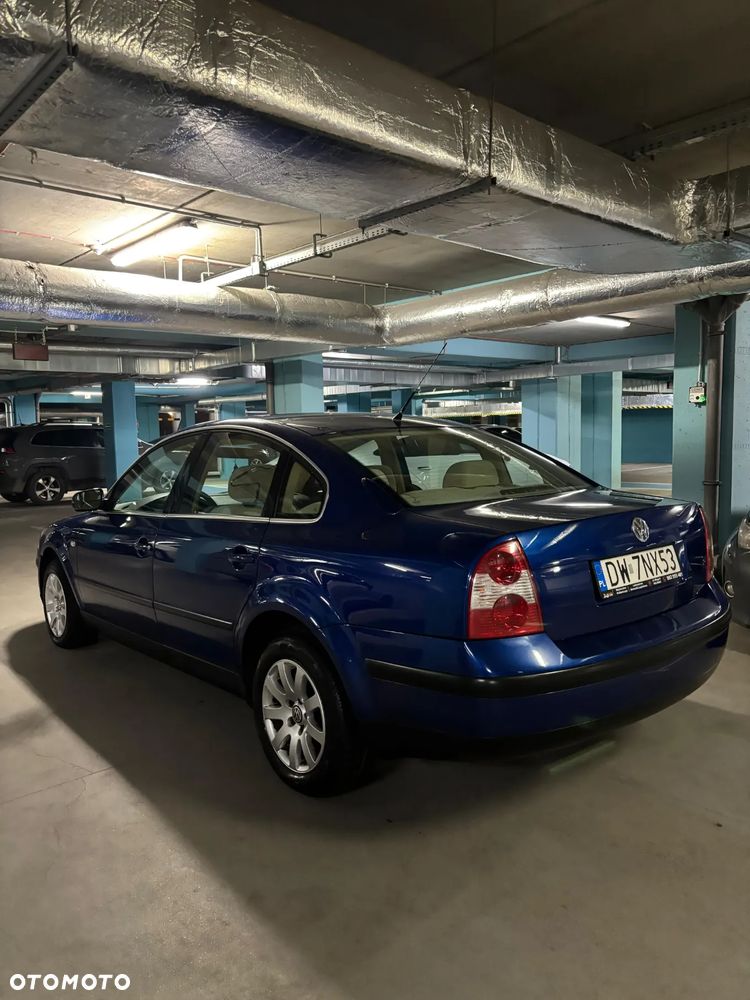 Volkswagen Passat 2.0 Basis - 5