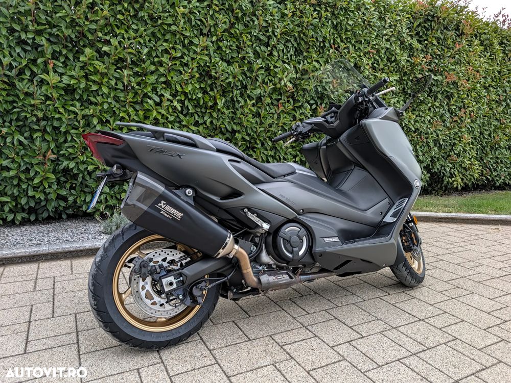 Yamaha TMAX 560 - 2