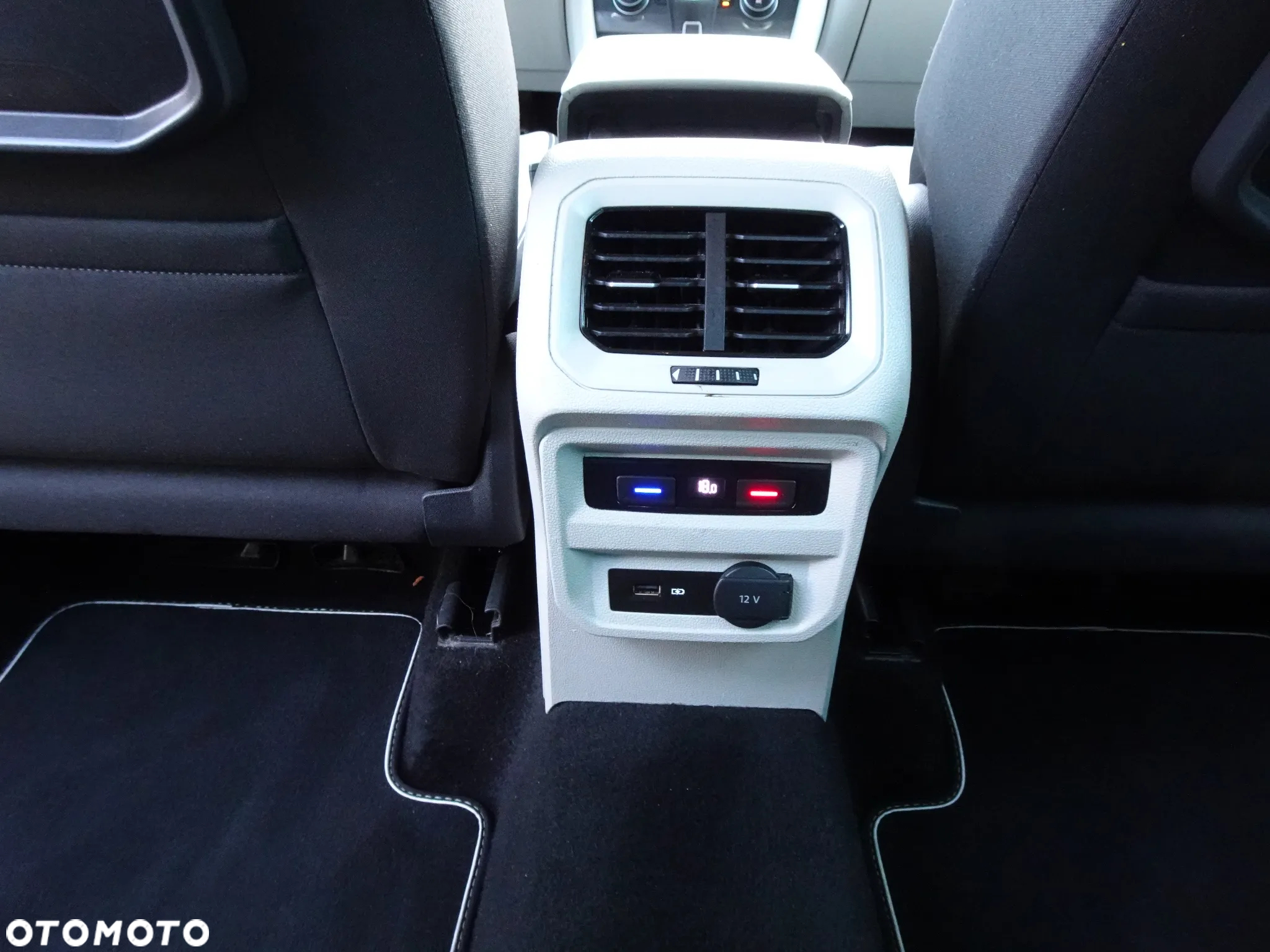 Volkswagen Tiguan 1.5 TSI EVO Comfortline - 36
